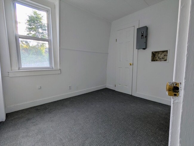 Building Photo - 45 White St