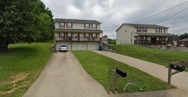 Building Photo - 112 Virgil Dr