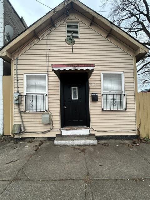 Building Photo - 1005 Walnut St