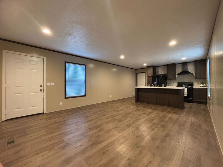 Building Photo - 601 Kathy St