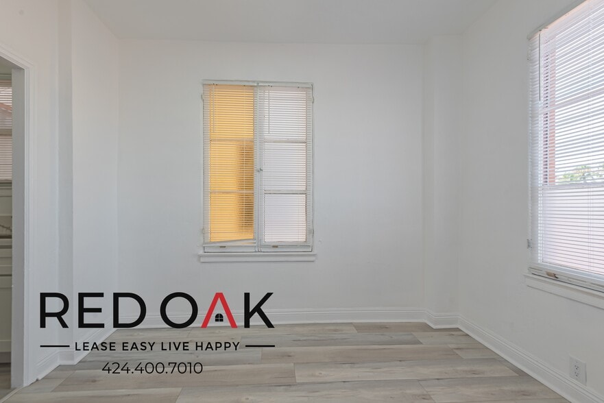 Building Photo - 3471 5th St