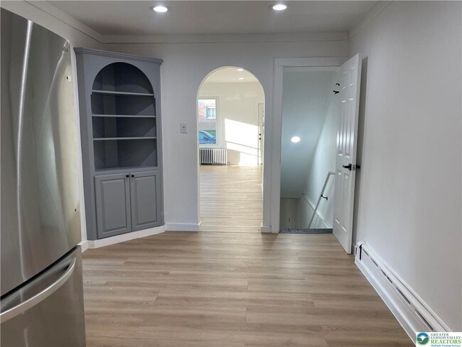 Building Photo - 1342 3rd St