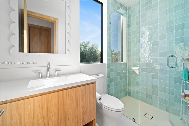 Building Photo - 8625 NE 10th Ave