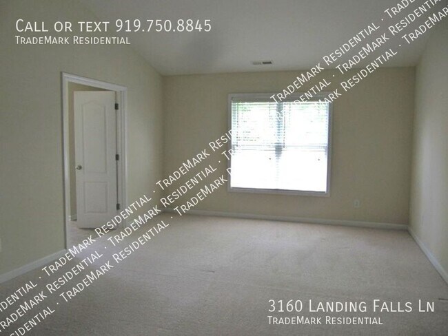 Building Photo - 3160 Landing Falls Ln