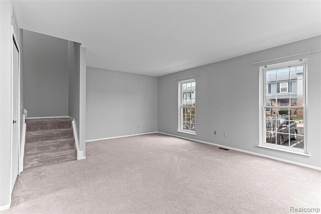 Building Photo - 3374 Burbank Dr