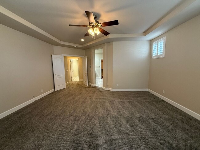 Building Photo - Beautiful 3 bed, 3 full bath two story home including a 3 car garage with 2800 sq ft of living space