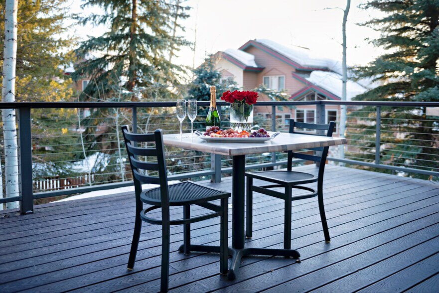 Building Photo - 2655 Windward Way