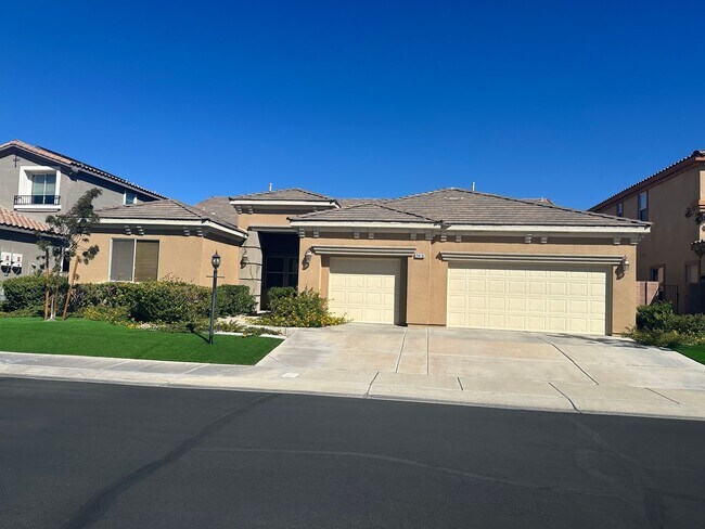 Primary Photo - BEAUTIFUL ONE STORY HENDERSON HOME!