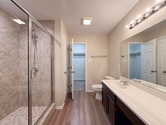 Building Photo - 4426 Gloria Dr