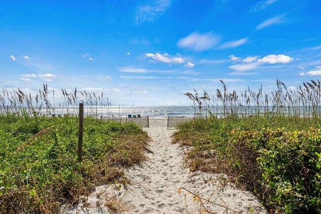 Building Photo - “Beachside Living – 2BR/2BA Condo with Ocean Views”