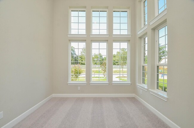 Building Photo - 4711 Hollow Tree Dr