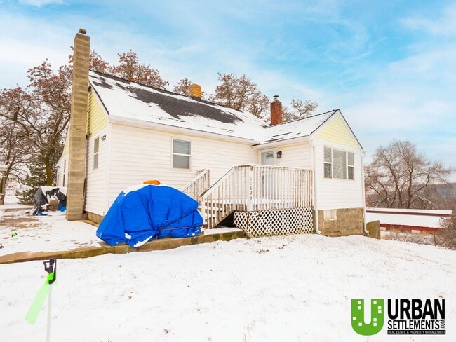 Building Photo - You will love this farmhouse on acreage