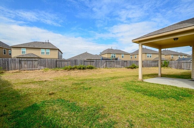 Building Photo - 14935 Vinegrove Falls Ct