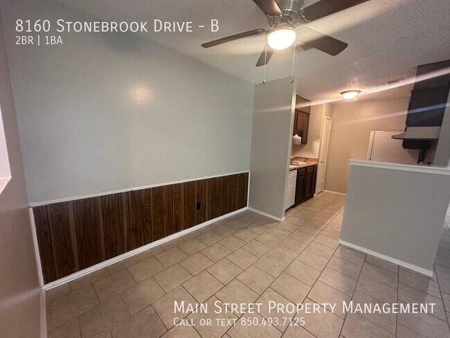Building Photo - 8160 Stonebrook Drive #B