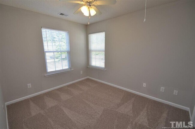 Building Photo - 5909 Rivercliff Ct