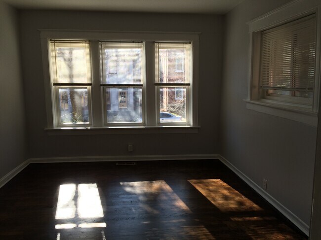 Building Photo - 3505 Magnolia Ave