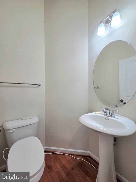 Building Photo - 1113 Red Hawk Way