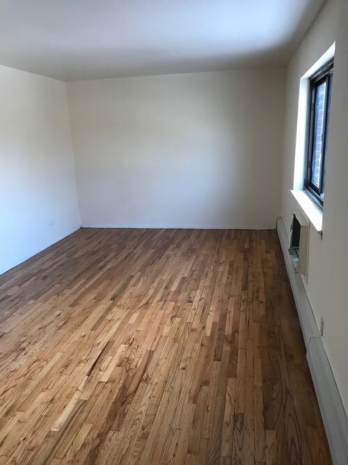 8716 Winchester Blvd 8716 Winchester Blvd Queens NY 11427