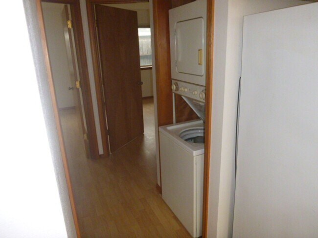 Building Photo - 1030 Mt Olympus Ave SE