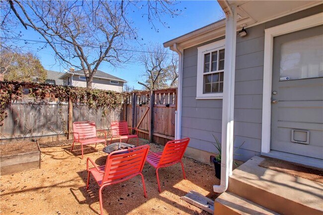 Building Photo - 5114 Avenue G