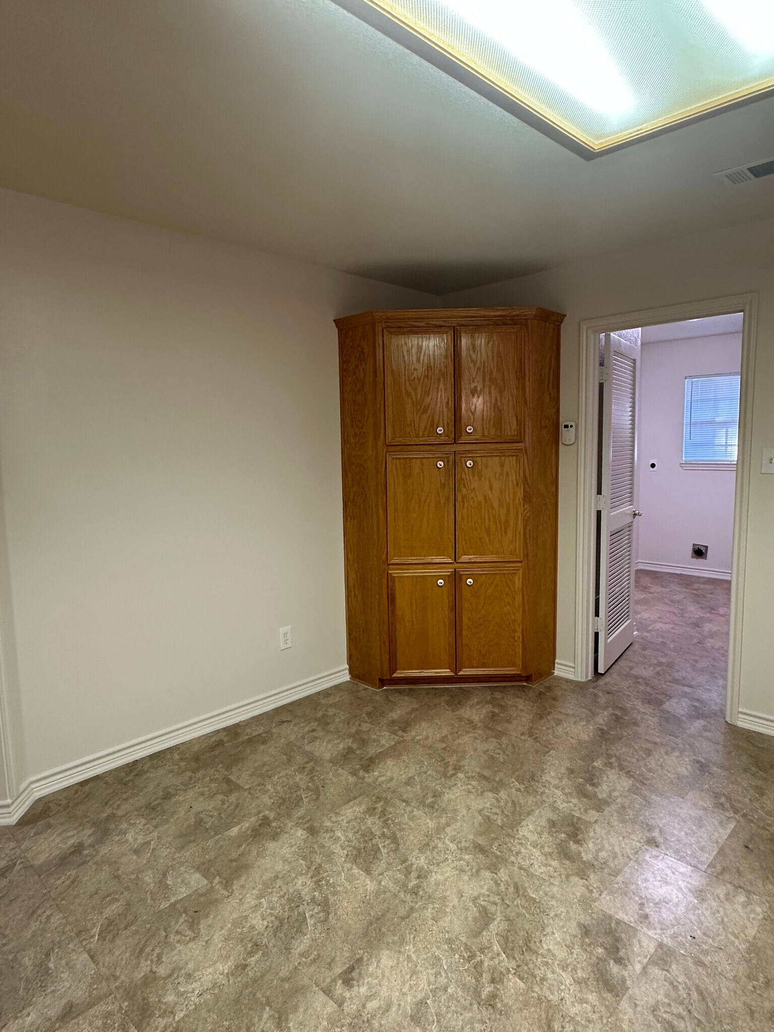 Building Photo - 1520 Indian Trl