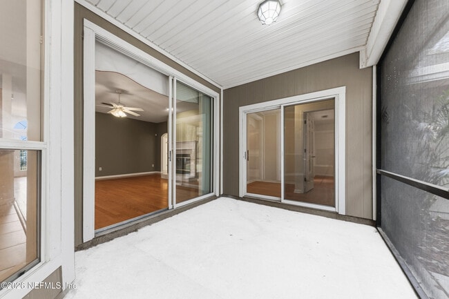 Building Photo - 593 Grand Parke Dr