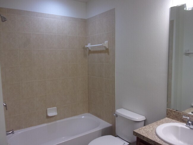 Building Photo - 274 Syrah Way