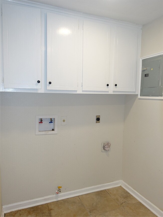 Building Photo - 1038 Cottage Oak Ln