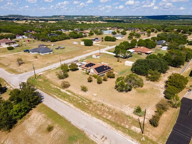 Building Photo - 122 CR - 4936