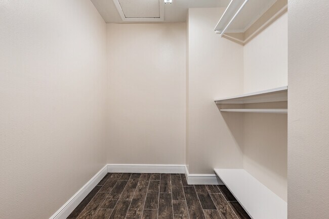 Building Photo - 6125 113th St