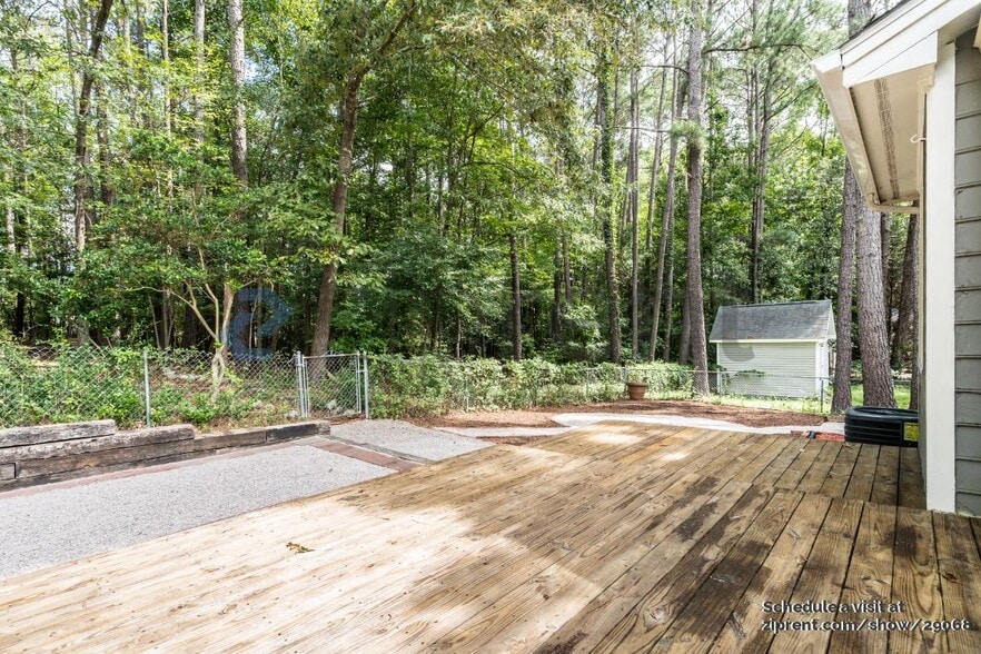 Building Photo - 3633 Meadow Creek Ln