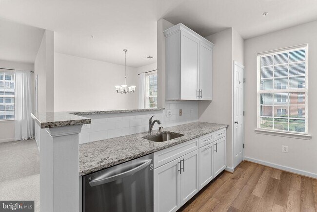 Building Photo - 42470 Pennyroyal Sq