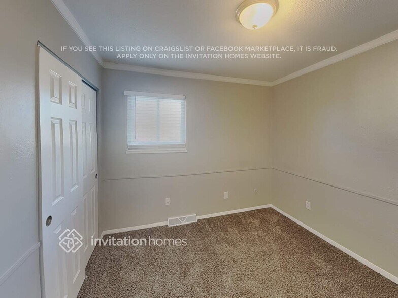 Building Photo - 10110 Depew St