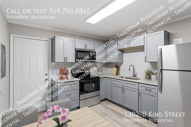 Building Photo - 1302 King St