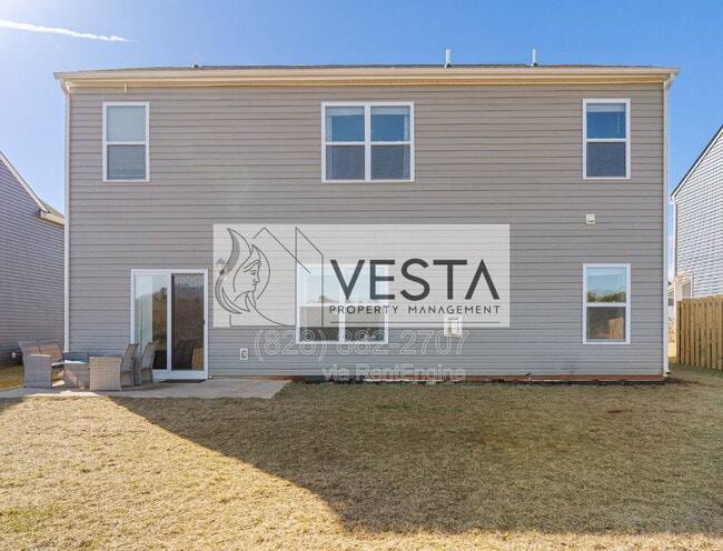 Building Photo - 240 Ridgeview Ln