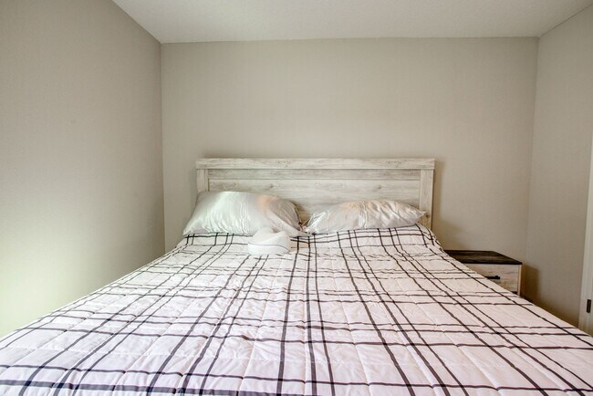 Building Photo - ST. AUGUSTINE HOME FOR RENT!