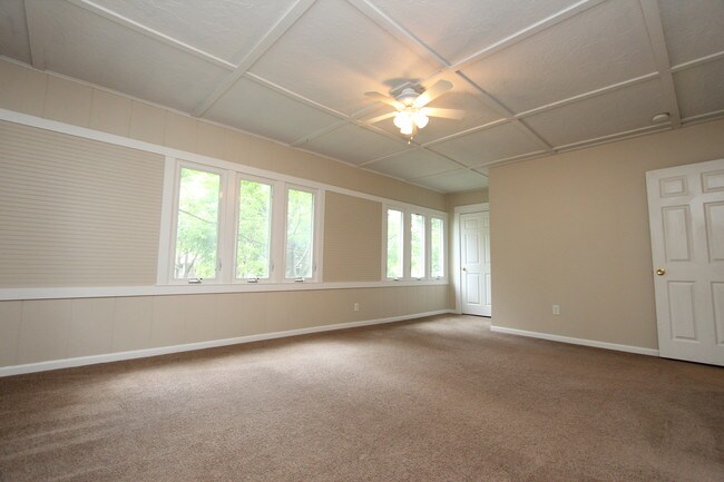 Building Photo - 1430 Sherman St SE