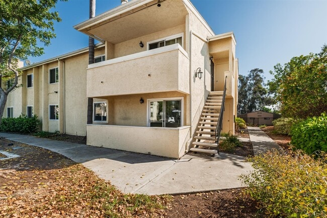 Primary Photo - 9949 Erma Rd