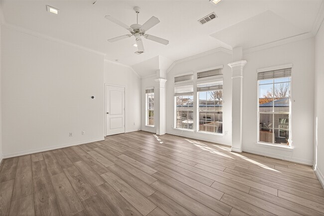 Building Photo - 5217 Blossom St