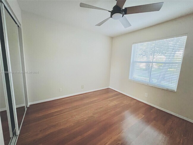 Building Photo - 968 Savannah Falls Dr