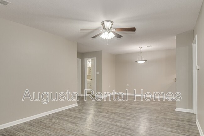 Building Photo - 332B Old Plantation Road