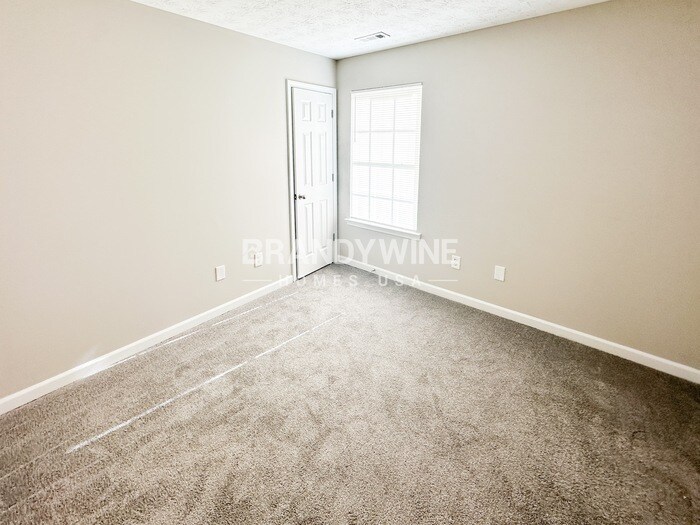 Building Photo - 5210 Summer Brooke Ct