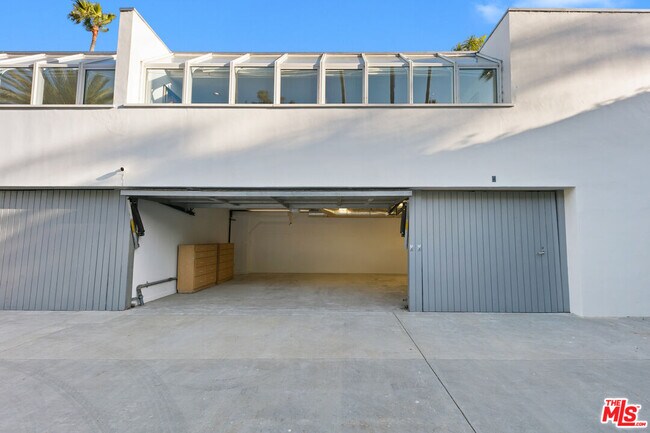 Building Photo - 27428 Pacific Coast Hwy