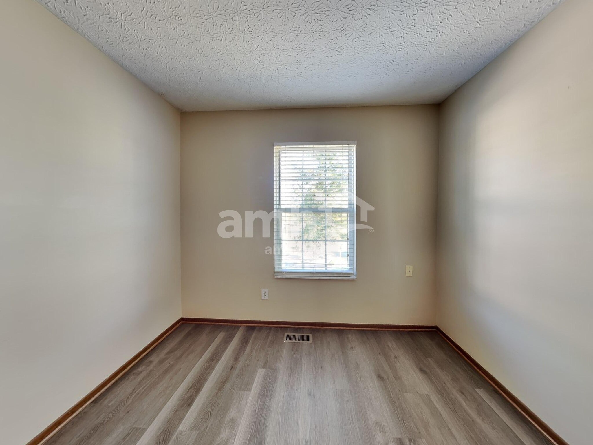 Building Photo - 249 Border St