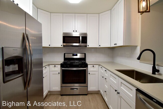 Building Photo - 3 br, 2 bath House - 12700 Lasalle Dr