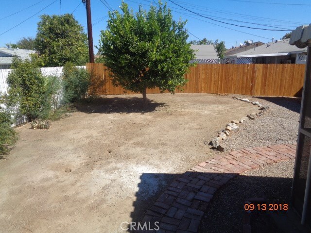 Building Photo - 28813 Snead Dr