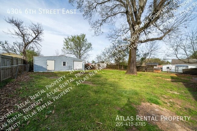 Building Photo - 4304 6th St E