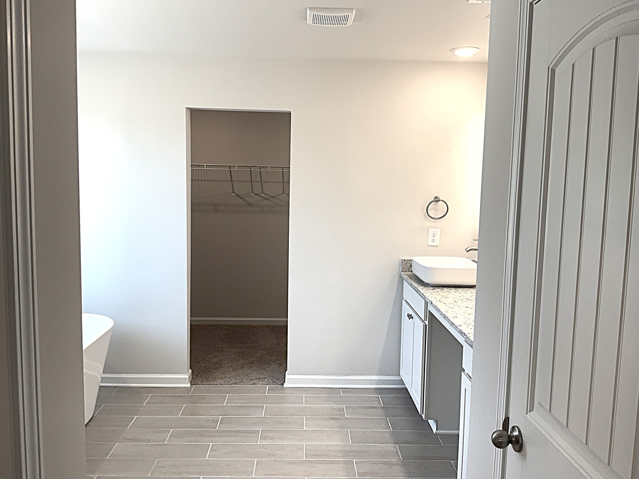 Building Photo - 3232 Emberly Dr