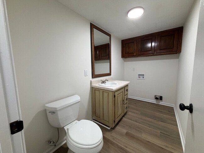 Building Photo - 3-Bedroom, 2.5-Bath House on Spacious Lot in west Athens, GA