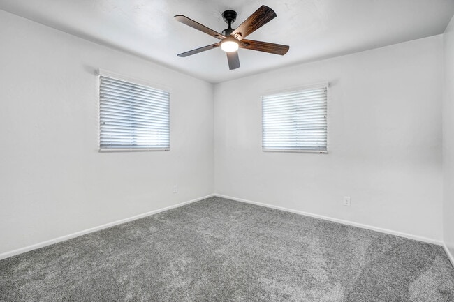 Building Photo - 8033 Grace Ave